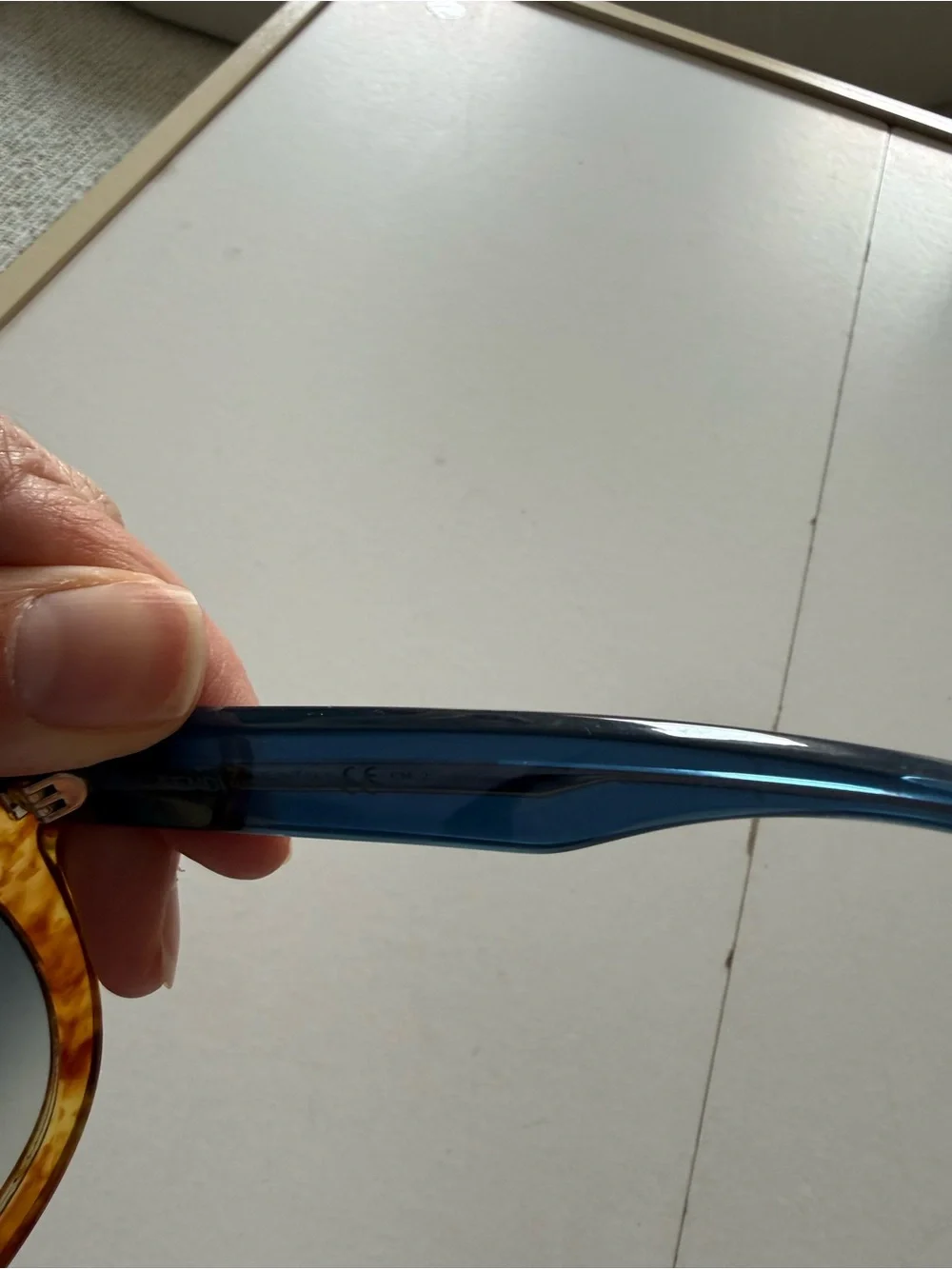 Fendi Tortoiseshell Round Sunglasses with Amber Frame and Gradient Lenses